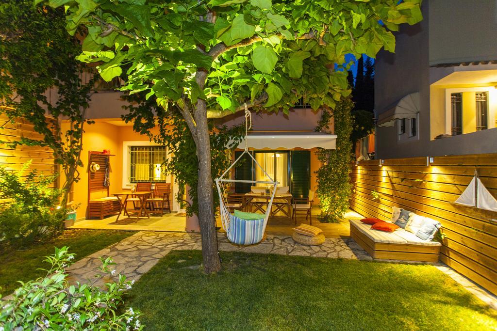 Apartment In Villa Rosebud Nikiana Exterior photo